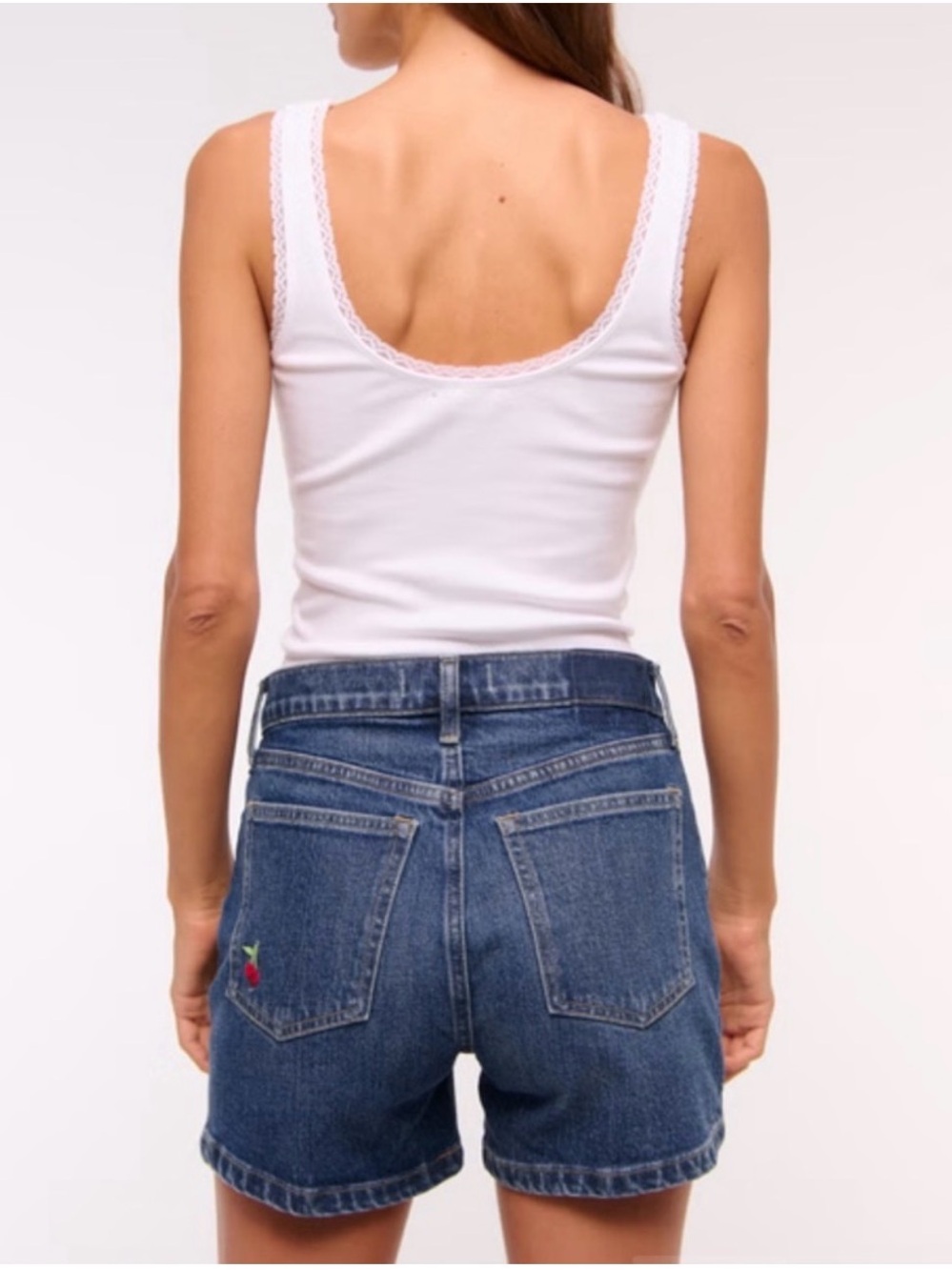 Abercrombie Curve Love 4” Inseam Mom Shorts size 6 28